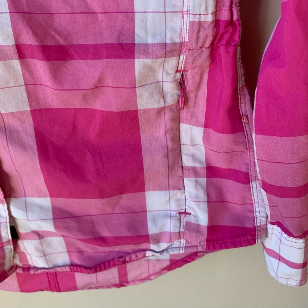 The North Face shade me pink and white plaid top - Picture 4 of 9